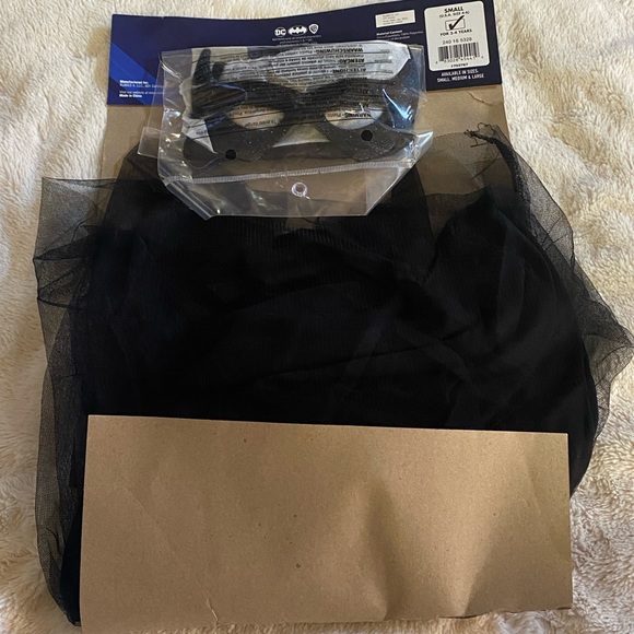 DC Batman Batgirl Child Girl 3-piece Halloween Cosplay Costume Size Small NWT - Picture 5 of 7